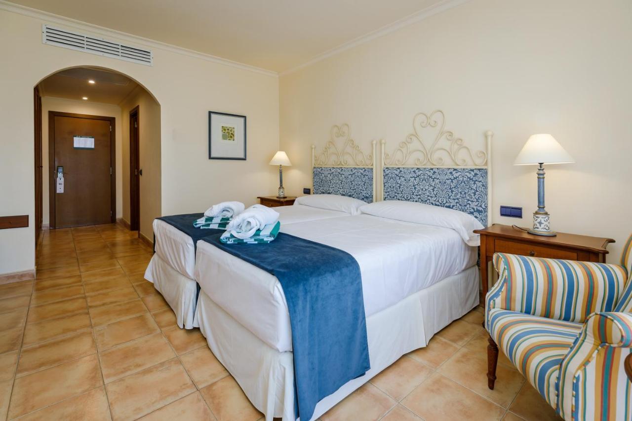 La Quinta Menorca By Portblue Boutique - Adults Only Hotel Son Xoriguer Kültér fotó